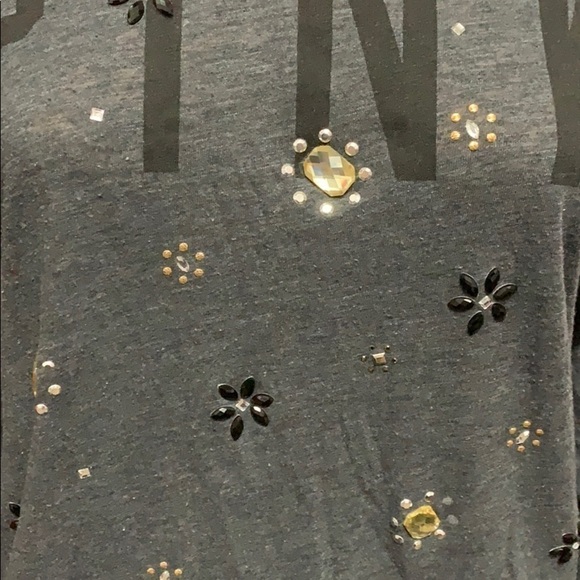 Victoria’s Secret-PINK top - Picture 2 of 3